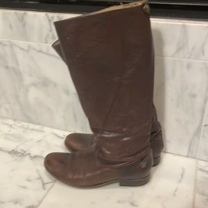 Frye Melissa Button back zip